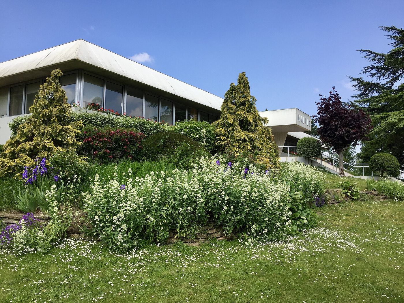 La mairie de Cucq, commune qui englobe Trépied et Stella-Plage